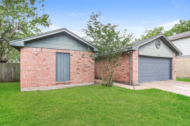 7506 Tetela Drive, Houston, TX 77083
