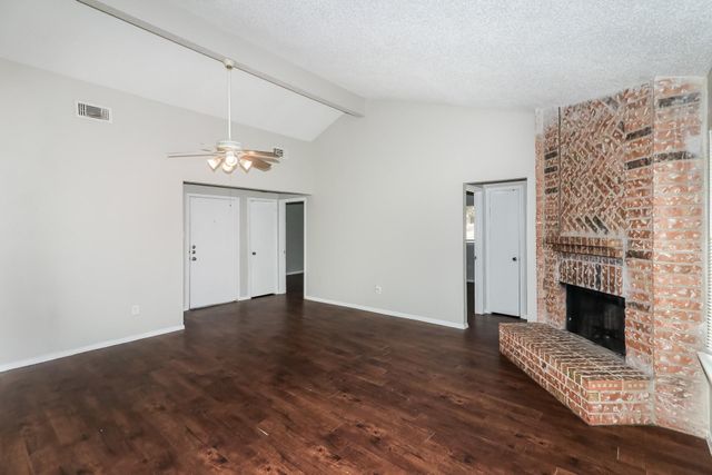 7506 Tetela Drive, Houston, TX 77083