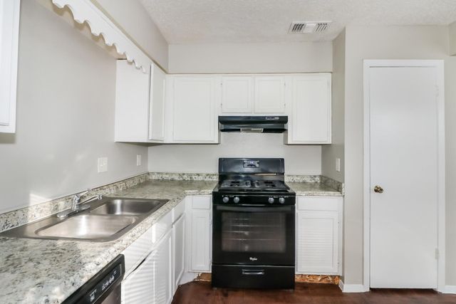 7506 Tetela Drive, Houston, TX 77083