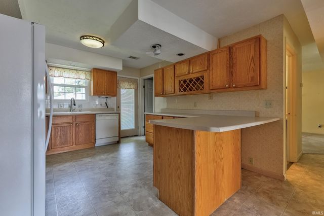 6416 E Mulberry Street, Evansville, IN 47715