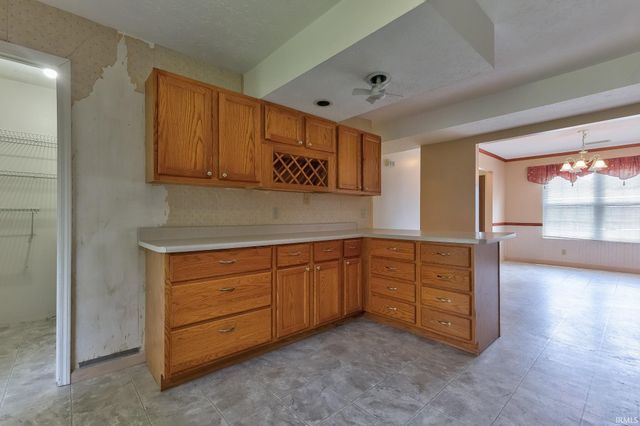 6416 E Mulberry Street, Evansville, IN 47715