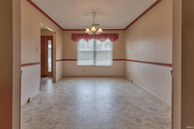 6416 E Mulberry Street, Evansville, IN 47715