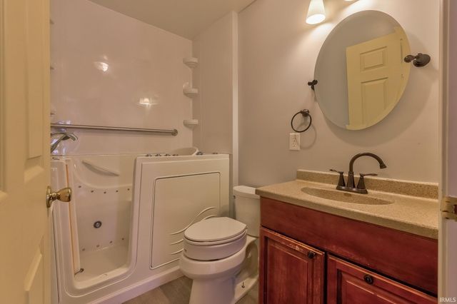 6416 E Mulberry Street, Evansville, IN 47715