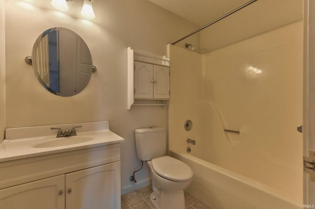 6416 E Mulberry Street, Evansville, IN 47715