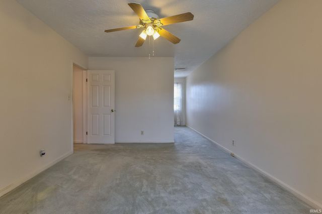 6416 E Mulberry Street, Evansville, IN 47715