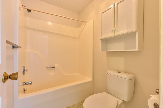 6416 E Mulberry Street, Evansville, IN 47715