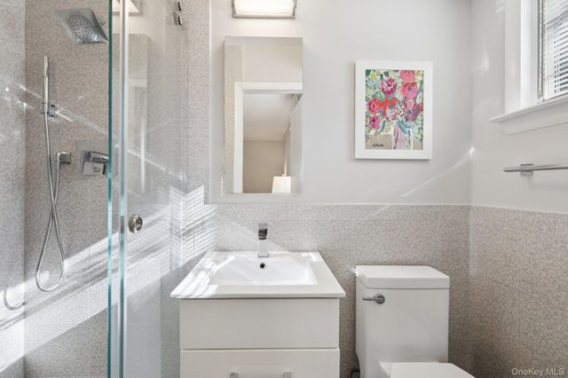 32 Allan Lane, Mount Kisco, NY 10549