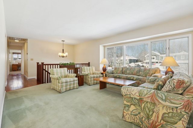 32 Allan Lane, Mount Kisco, NY 10549