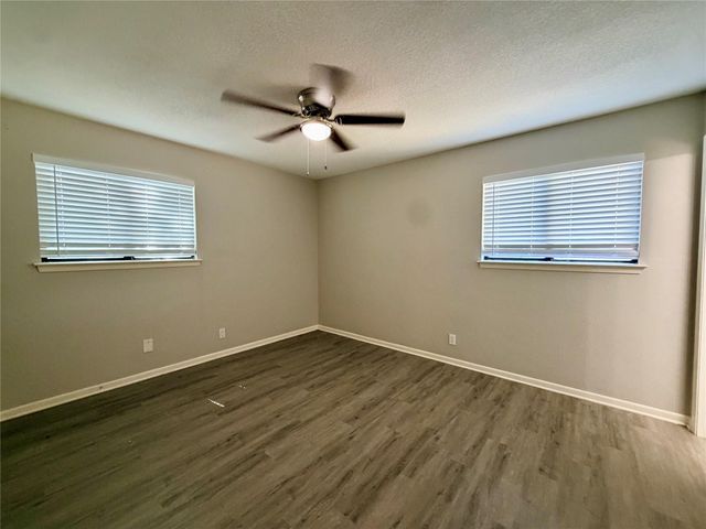 1403 Long Branch DR, Georgetown, TX 78626