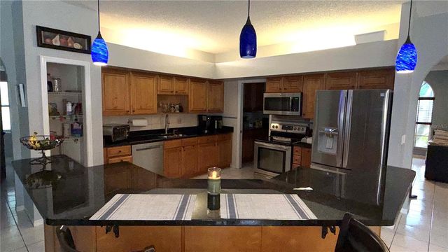 17414 EQUESTRIAN TRAIL, Odessa, FL 33556