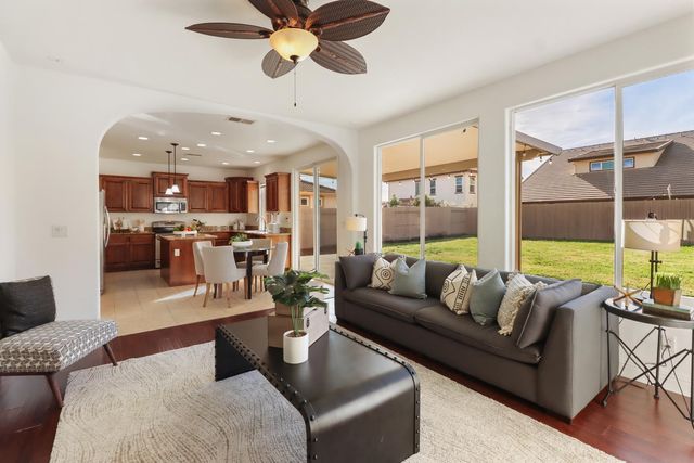 12193 Conservancy Way, Rancho Cordova, CA 95742