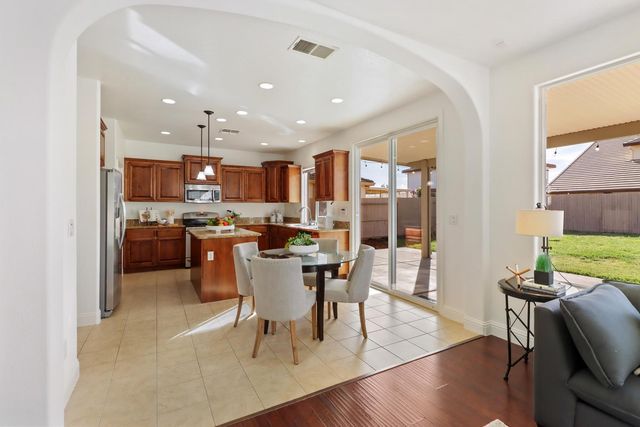 12193 Conservancy Way, Rancho Cordova, CA 95742