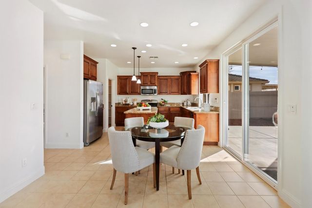 12193 Conservancy Way, Rancho Cordova, CA 95742