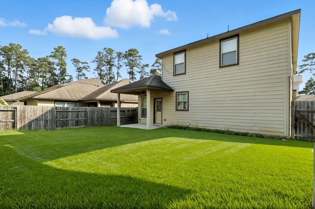 1627 Northwood Springs Drive, Crosby, TX 77532