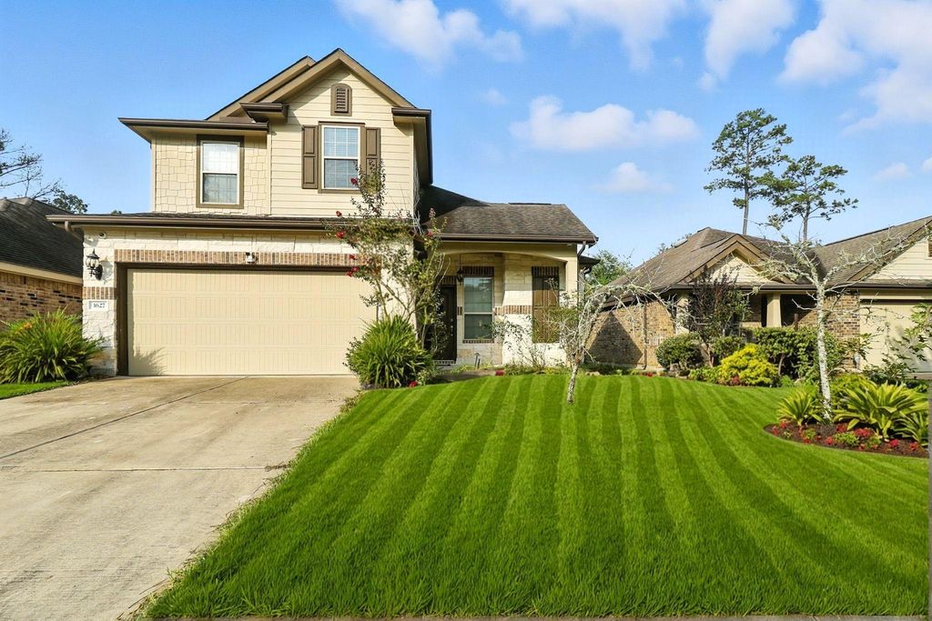 1627 Northwood Springs Drive, Crosby, TX 77532