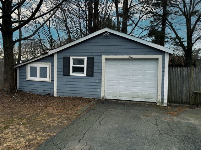 1269 Whitman St, Hanson, MA 02341