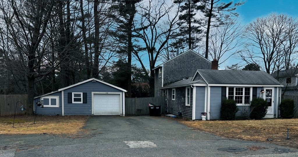 1269 Whitman St, Hanson, MA 02341