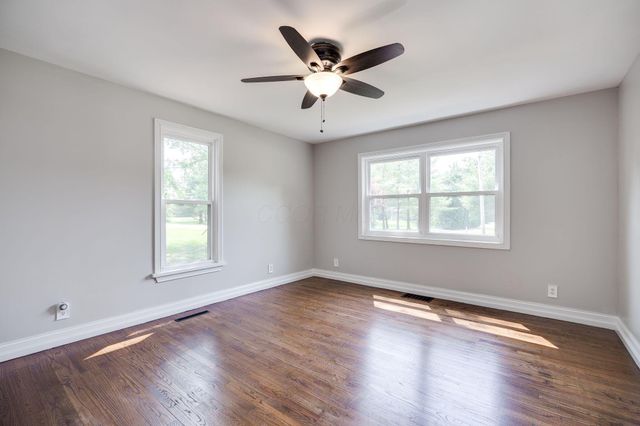 4742 Peacock Road, Springfield, OH 45502