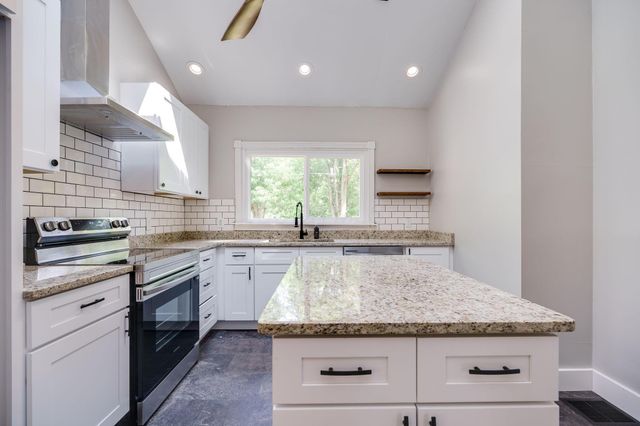 4742 Peacock Road, Springfield, OH 45502