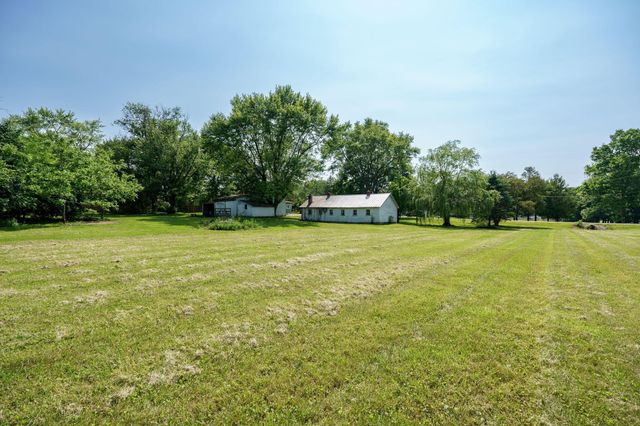 4742 Peacock Road, Springfield, OH 45502