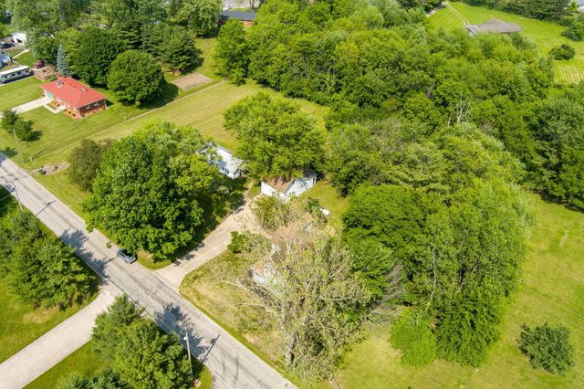 4742 Peacock Road, Springfield, OH 45502