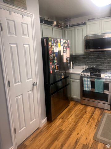 4096 W 5075 S, Roy, UT 84067