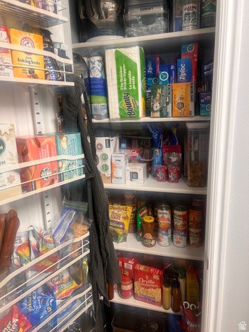 4096 W 5075 S, Roy, UT 84067