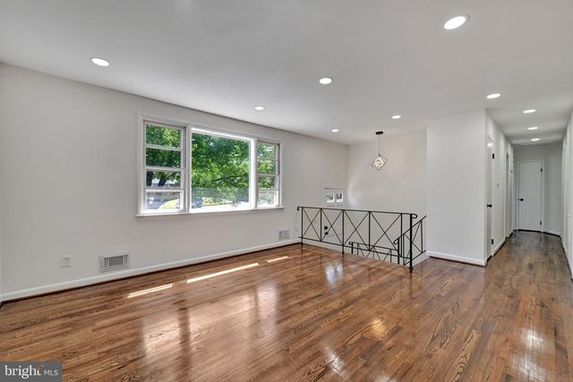 6005 SPELL RD, Clinton, MD 20735