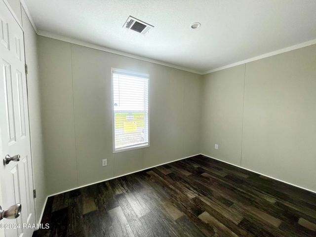 2612 Claude Leblanc Road, New Iberia, LA 70560
