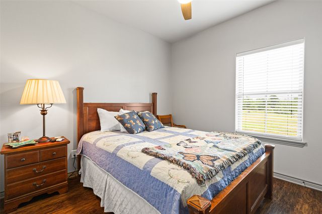 480 Clowers Road, Diana, TX 75640