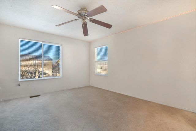 10731 Humphries Lane SW, Albuquerque, NM 87121