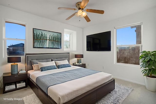 10731 Humphries Lane SW, Albuquerque, NM 87121