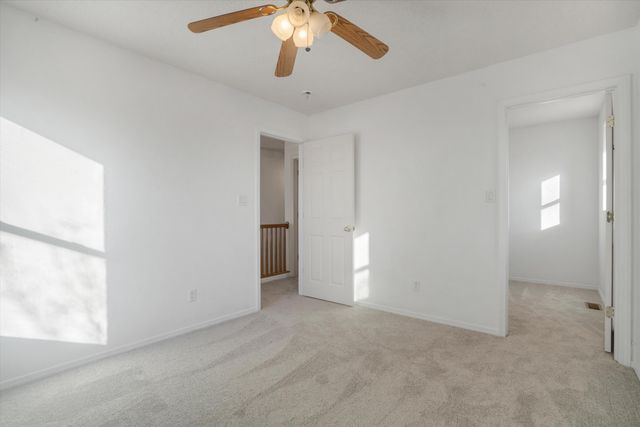 10731 Humphries Lane SW, Albuquerque, NM 87121