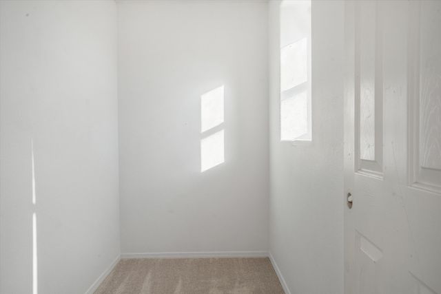 10731 Humphries Lane SW, Albuquerque, NM 87121