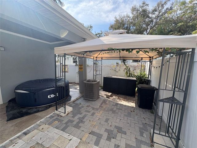 6512 E 23RD AVENUE, Tampa, FL 33619