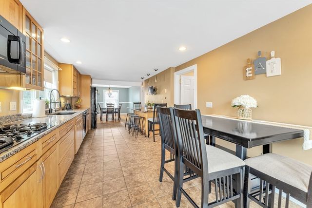 9 Berwick Street, Boston, MA 02132