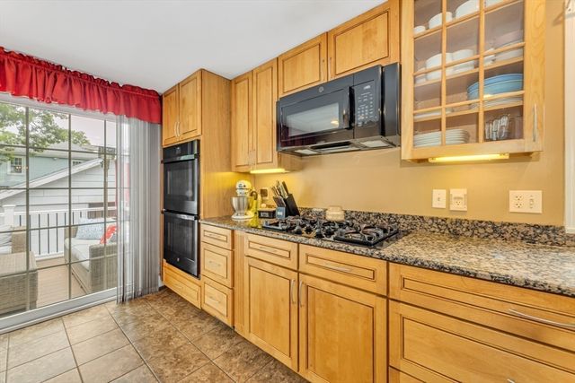9 Berwick Street, Boston, MA 02132