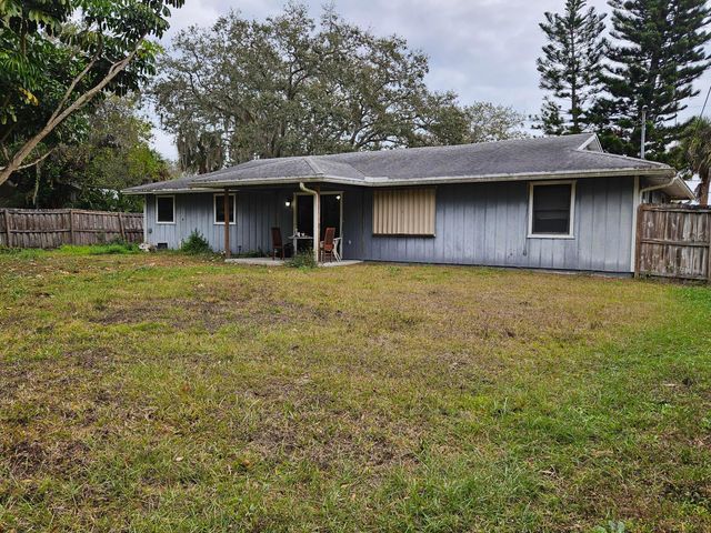 6007 Fort Pierce Boulevard, Fort Pierce, FL 34951