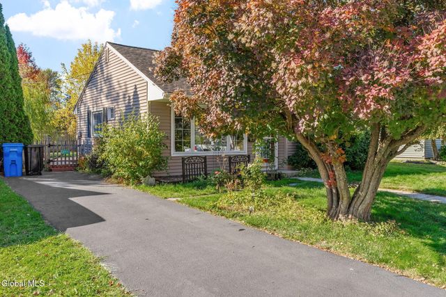 20 Arthur Drive, Albany, NY 12208