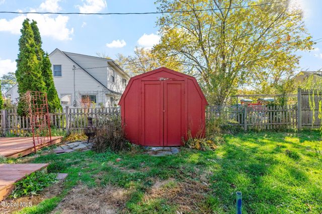 20 Arthur Drive, Albany, NY 12208