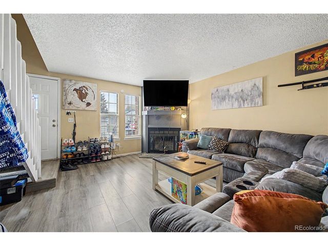 17125 E Chenango Ave D, Aurora, CO 80015