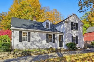 36 Concord Rd, Sudbury, MA 01776