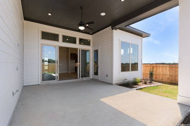 10141 N Heinichen, San Antonio, TX 78254