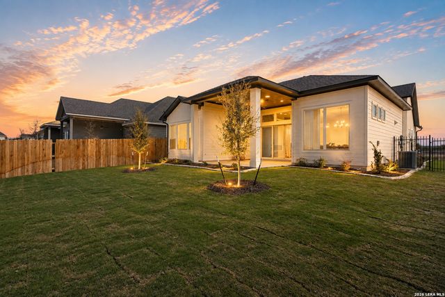 10141 N Heinichen, San Antonio, TX 78254