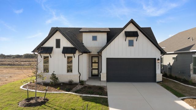 10141 N Heinichen, San Antonio, TX 78254