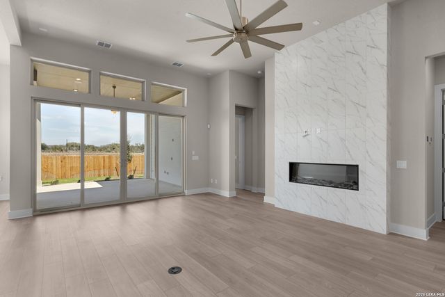 10141 N Heinichen, San Antonio, TX 78254