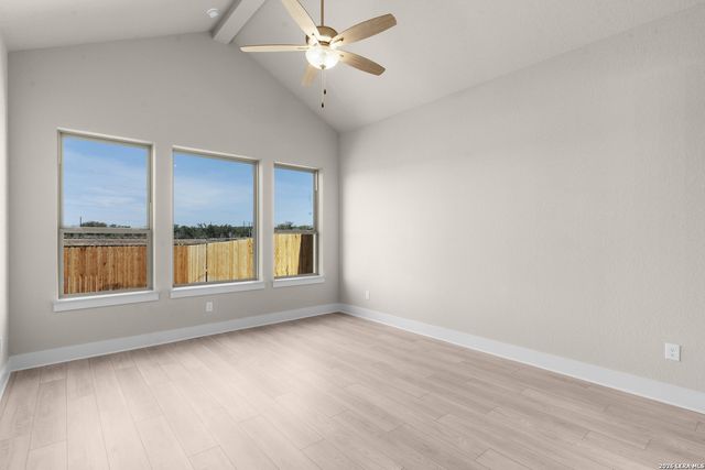 10141 N Heinichen, San Antonio, TX 78254