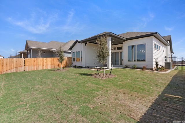 10141 N Heinichen, San Antonio, TX 78254