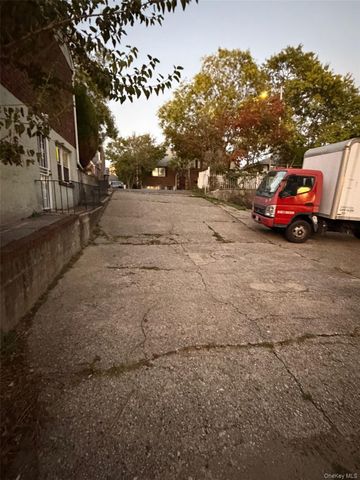 85-23 65th Road, Rego Park, NY 11374