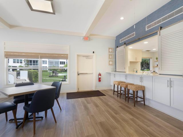 911 Gardenia Drive E 150, Delray Beach, FL 33483